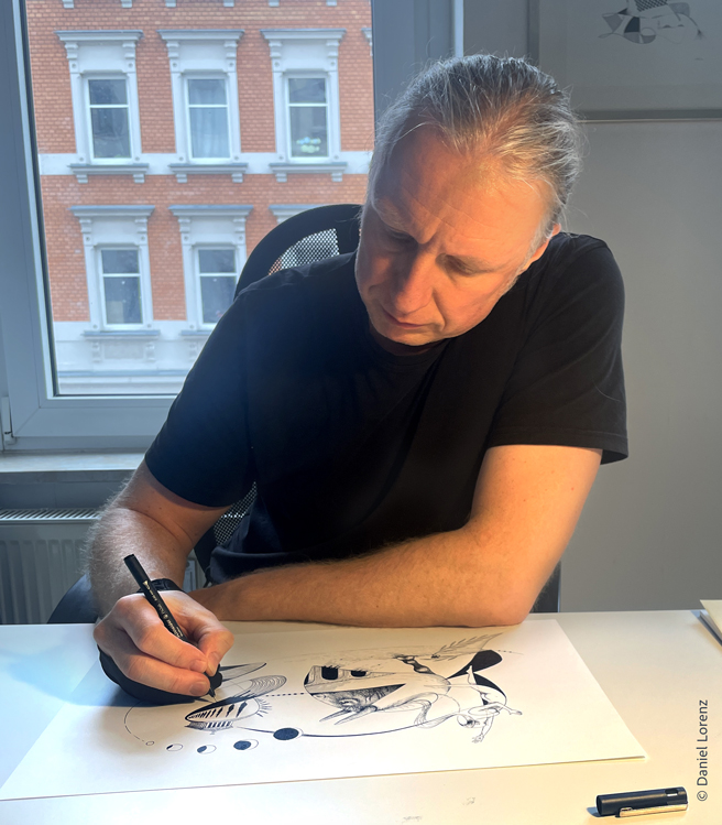 Daniel Lorenz beim Zeichnen